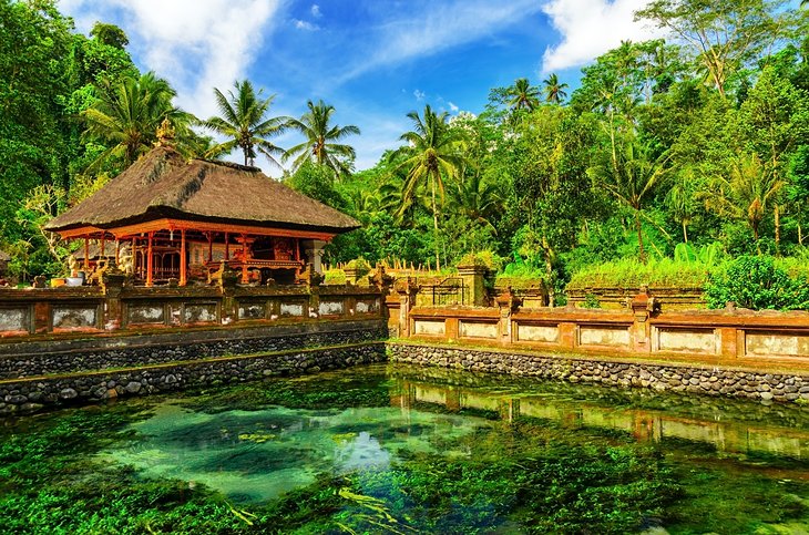 bali-tirta-empul-temple